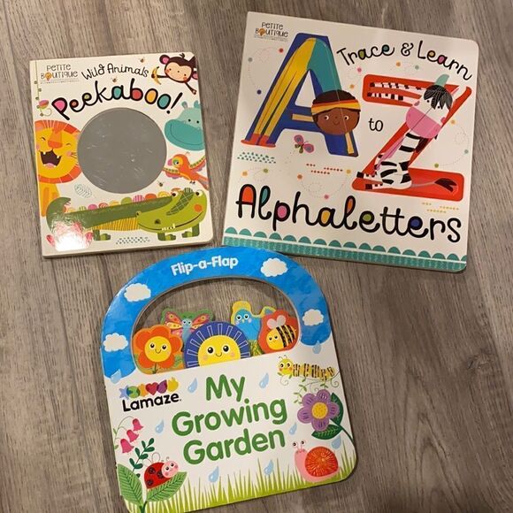 Petite boutique and LAMAZE book bundle - Picture 1 of 5
